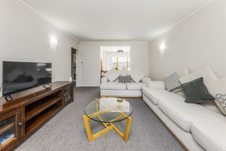 Photo of property in 4/8 Wood Street, Papakura, 2110