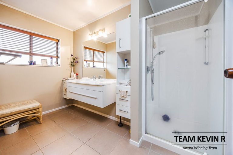 Photo of property in 119 Settlement Road, Papakura, 2110