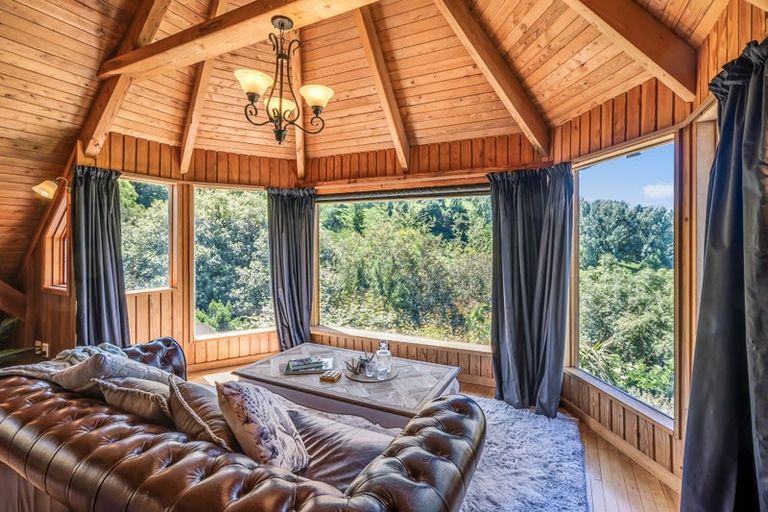 Photo of property in 50 Council Hill Road, Little River, 7591