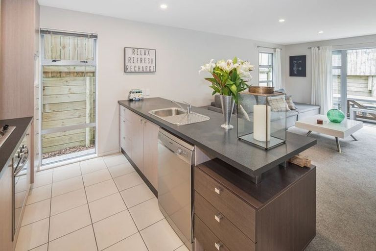 Photo of property in 46 Erlestoke Crescent, Churton Park, Wellington, 6037