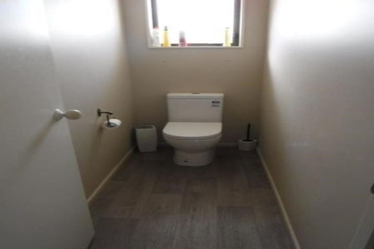 Photo of property in 1/1 Gates Lane, Woolston, Christchurch, 8023