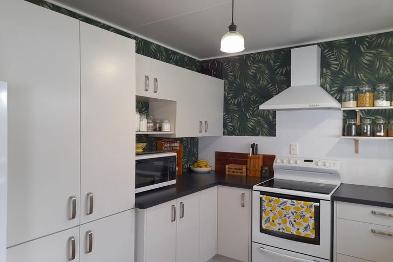 Photo of property in 32 Stirling Street, Te Aroha, 3320