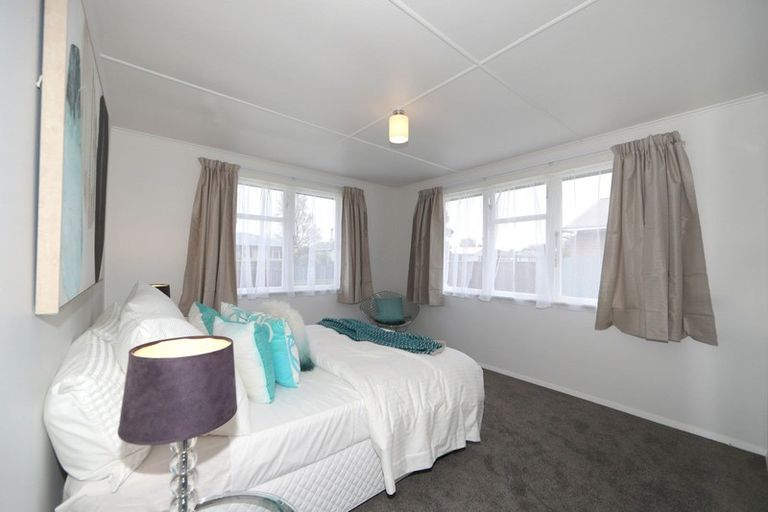 Photo of property in 30 Lipscombe Crescent, Havelock North, 4130