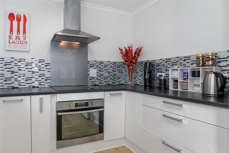 Photo of property in 9 Ribbonwood Close, Te Kauwhata, 3710