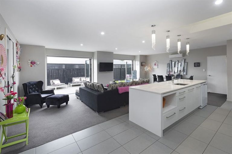 Photo of property in 5 Torrey Pines, Waimairi Beach, Christchurch, 8083