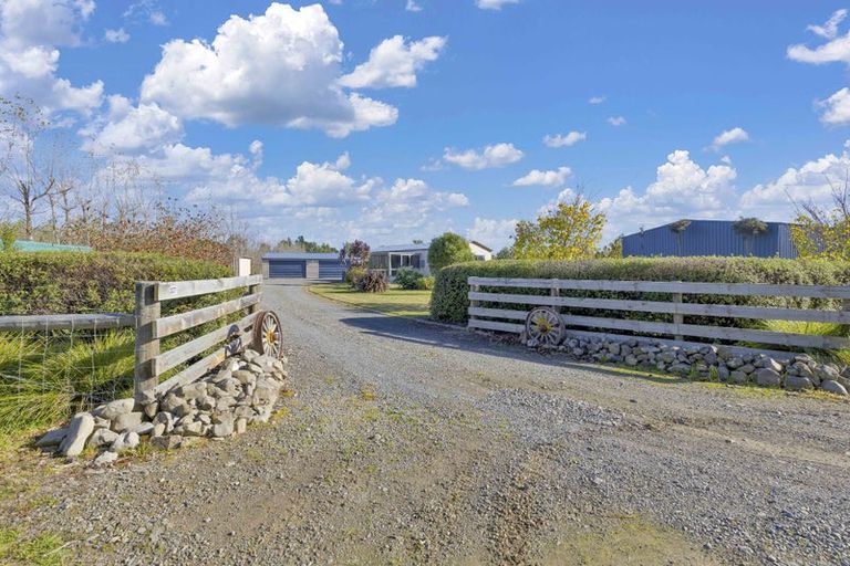 Photo of property in 327 Georges Road, Glasnevin, Amberley, 7482