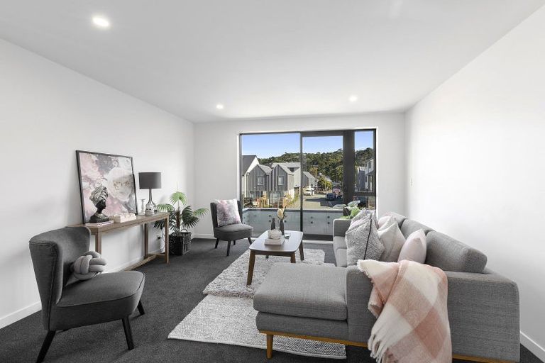 Photo of property in 49 John Street, Stokes Valley, Lower Hutt, 5019