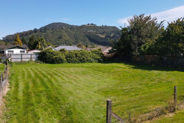 Photo of property in 8c Kouma Place, Fairy Springs, Rotorua, 3015