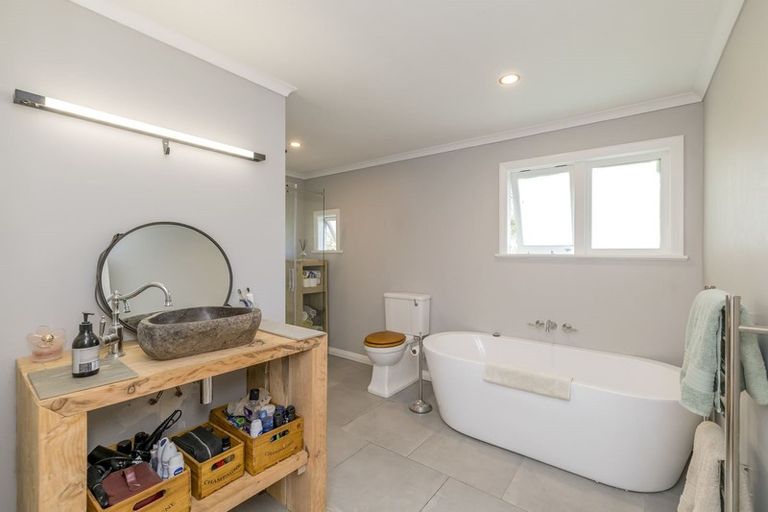 Photo of property in 64 Te Roto Road, Otaki, 5512