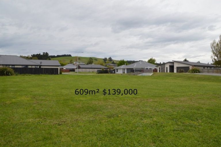 Photo of property in 19 Wineberry Avenue, Amberley, 7410