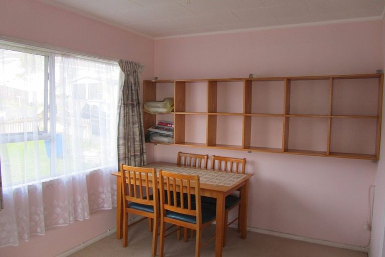 Photo of property in 26 Santiago Crescent, Unsworth Heights, Auckland, 0632