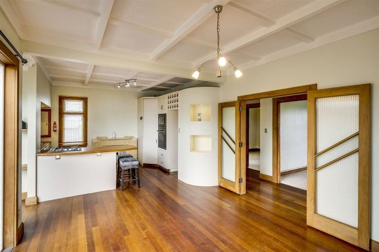 Photo of property in 9 Taradale Road, Marewa, Napier, 4110