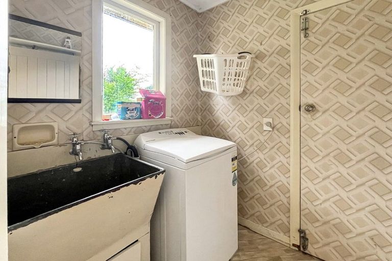 Photo of property in 55 Birmingham Street, Takaro, Palmerston North, 4412