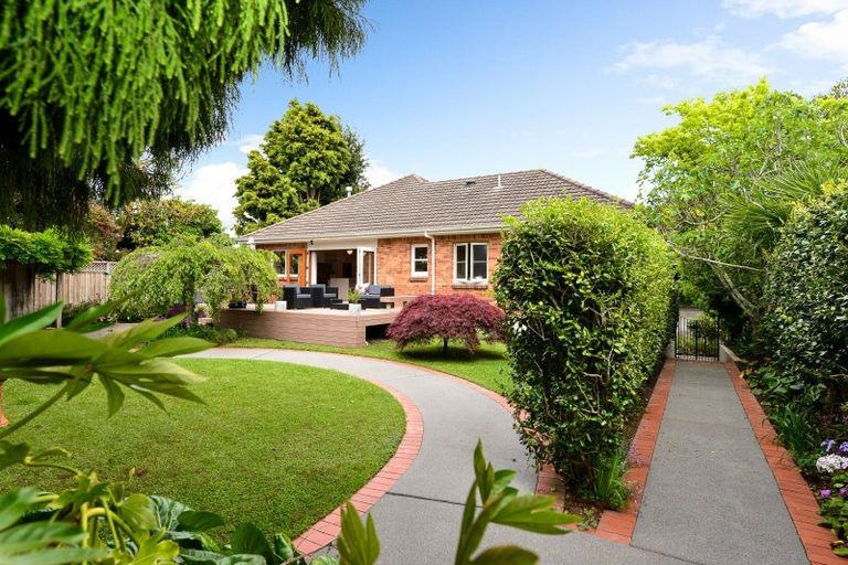 Photo of property in 6 Tamihana Avenue, Fairfield, Hamilton, 3214
