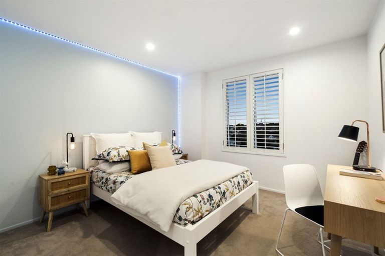 Photo of property in 1/48 Hart Road, Hauraki, Auckland, 0622