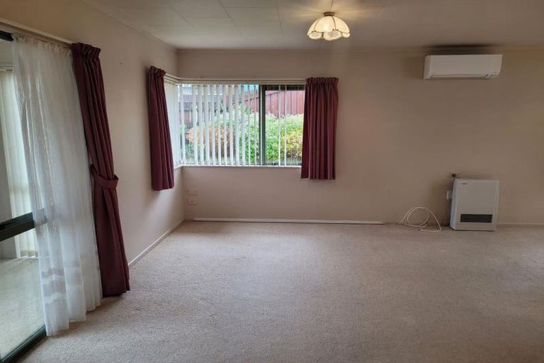 Photo of property in 10a David Street, Westown, New Plymouth, 4310