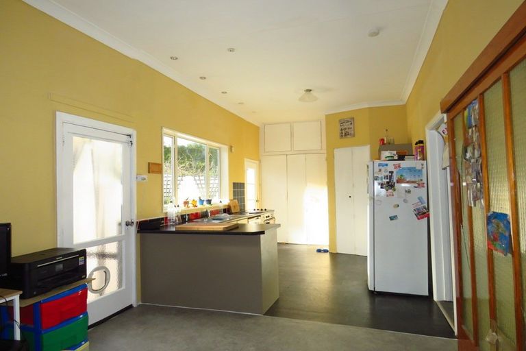 Photo of property in 87 Peel Street, Westport, 7825