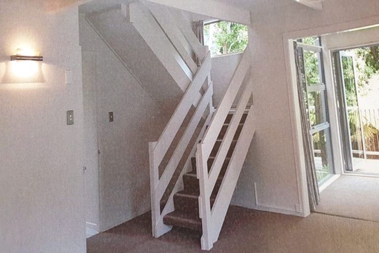 Photo of property in 2/1 Holmcroft Court, Cracroft, Christchurch, 8022