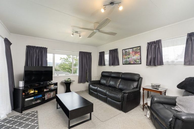 Photo of property in 10 Arawa Place, Onerahi, Whangarei, 0110