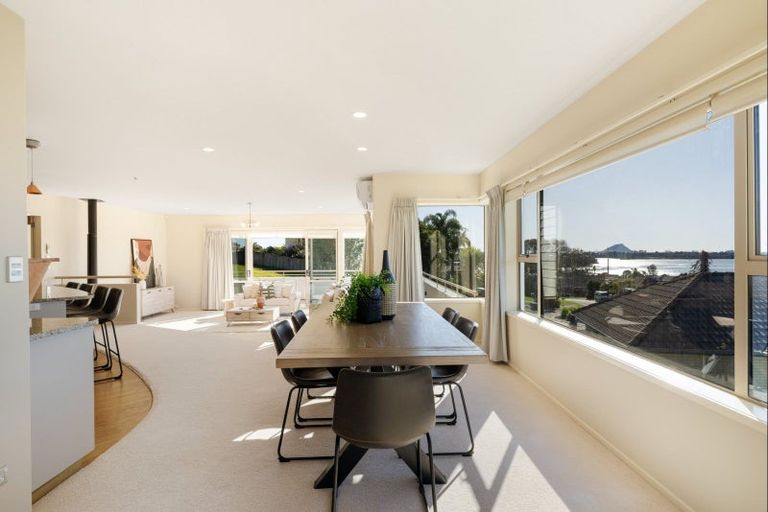 Photo of property in 53 Homestead Place, Welcome Bay, Tauranga, 3112