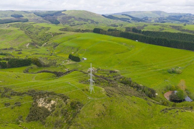 Photo of property in 158 Pahiatua Aokautere Road, Aokautere, 4471