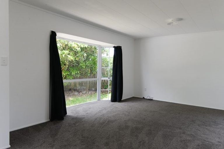 Photo of property in 107a Pohutukawa Drive, Owhata, Rotorua, 3010