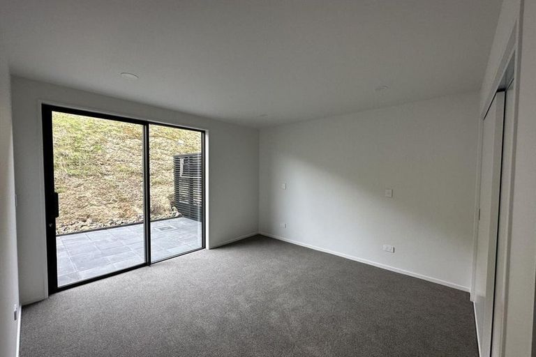 Photo of property in 35 Oakum Road, Whitby, Porirua, 5024