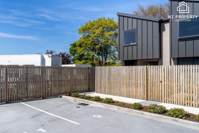 Photo of property in 9 Dallas Lane, Caversham, Dunedin, 9012