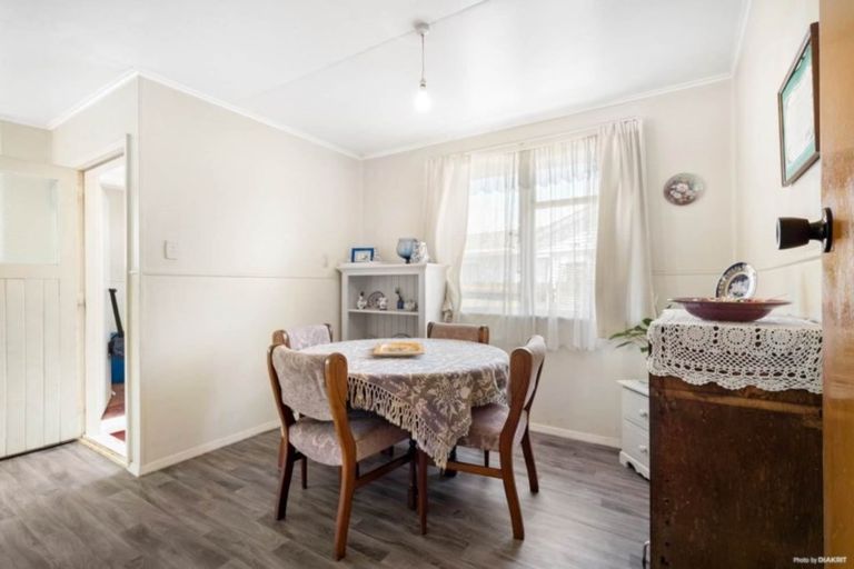 Photo of property in 60 Steven Street, Mangere East, Auckland, 2024