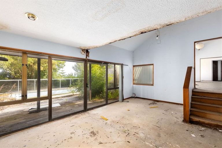 Photo of property in 46 Ravensdale Rise, Westmorland, Christchurch, 8025