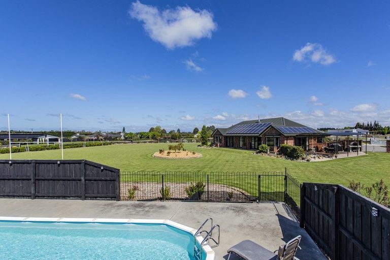 Photo of property in 2 Joy Place, Ohoka, Rangiora, 7475