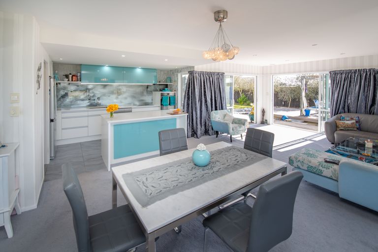 Photo of property in 3 Te Wairewa Street, Pegasus, 7612