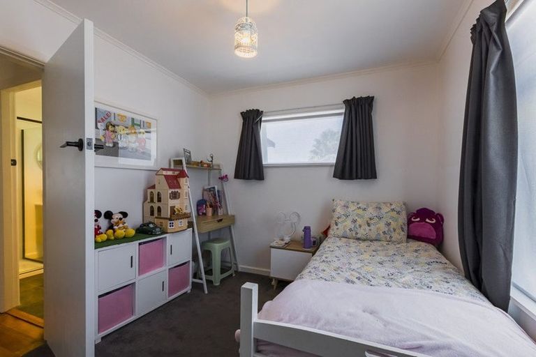 Photo of property in 107 Nuffield Avenue, Marewa, Napier, 4110