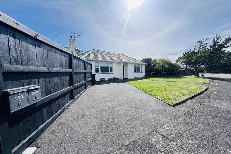 Photo of property in 6 Lewis Place, Highbury, Palmerston North, 4412