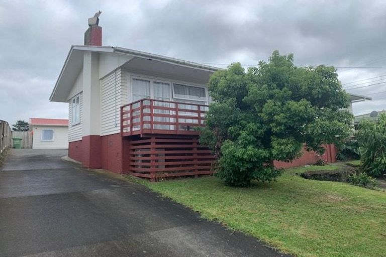 Photo of property in 3 Whitley Crescent, Otara, Auckland, 2023