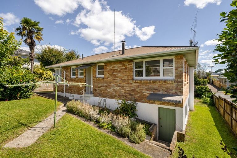 Photo of property in 52 Coopers Road, Gate Pa, Tauranga, 3112