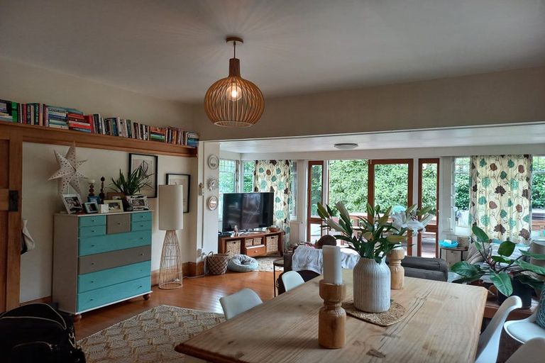 Photo of property in 88 Sandwich Road, Beckenham, Christchurch, 8023