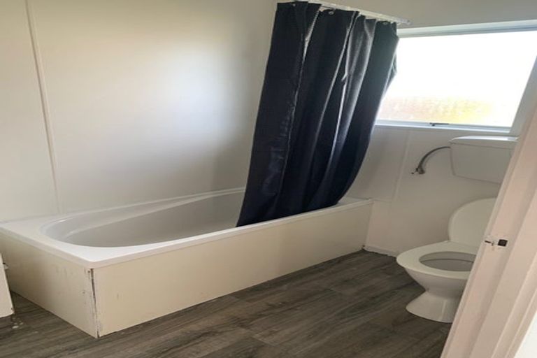 Photo of property in 1/124 Station Road, Papatoetoe, Auckland, 2025