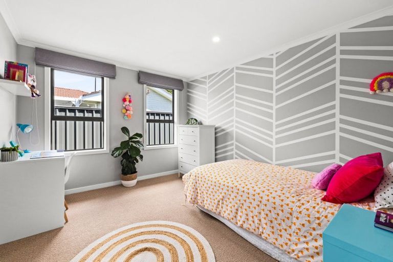 Photo of property in 114 Freyberg Avenue, Tamatea, Napier, 4112