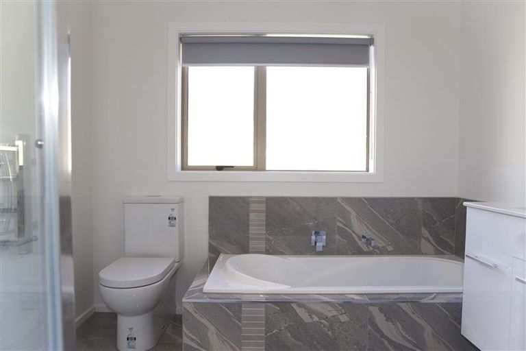 Photo of property in 15 Charlotte Crescent, Dinsdale, Hamilton, 3204