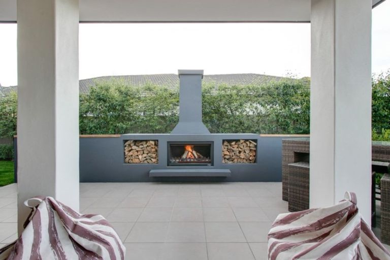 Photo of property in 74 Merlot Drive, Greenmeadows, Napier, 4112