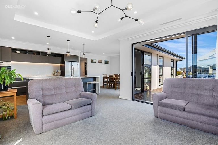 Photo of property in 85 Te Kohanga Drive, Pegasus, 7612