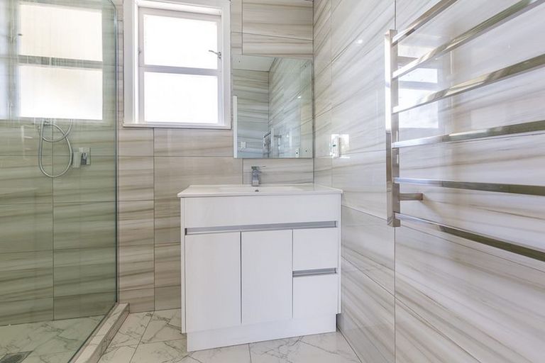 Photo of property in 9 Jupiter Street, Rosehill, Papakura, 2113