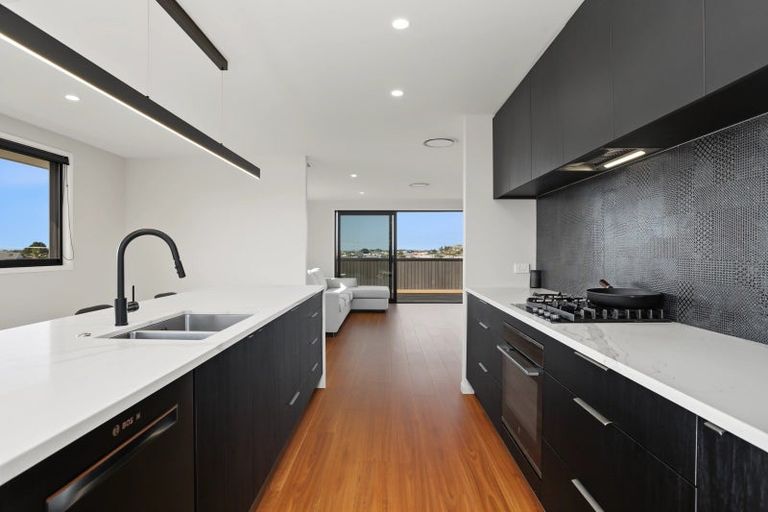 Photo of property in 3 Tirinui Crest Road, Otumoetai, Tauranga, 3110