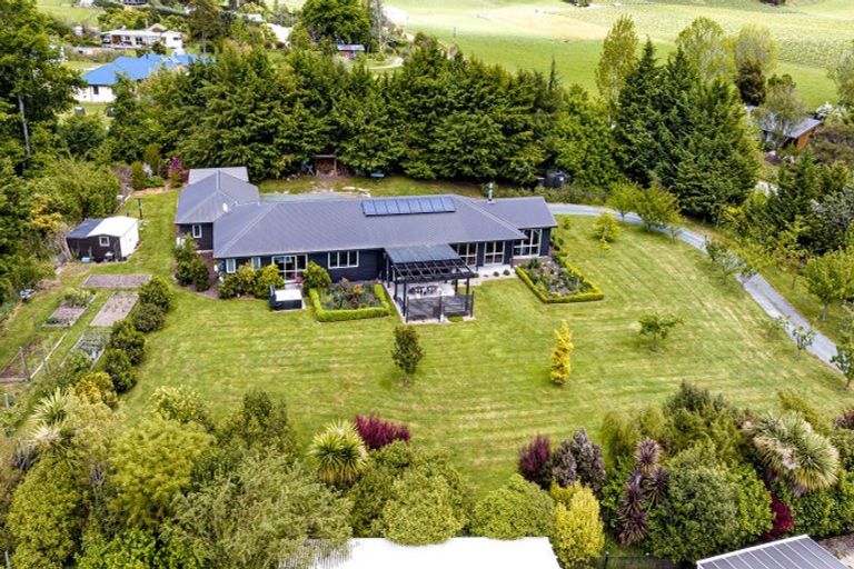 Photo of property in 17 Baldwin Road, Tasman, Upper Moutere, 7173