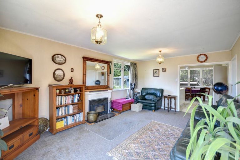 Photo of property in 17 Rennie Street, Green Island, Dunedin, 9018
