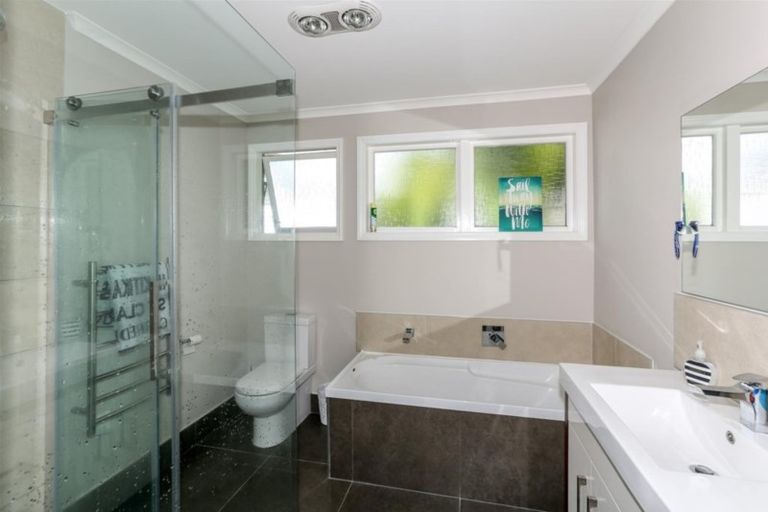 Photo of property in 47 Maratahu Street, Westown, New Plymouth, 4310