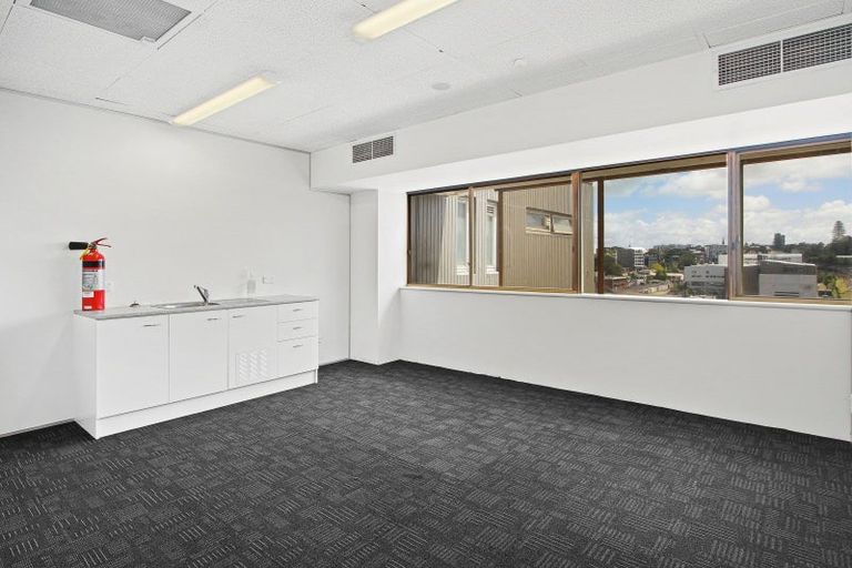 Photo of property in 5c Short Street, Papakura, 2110