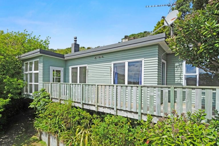 Photo of property in 4 Cardrona Way, Karori, Wellington, 6012