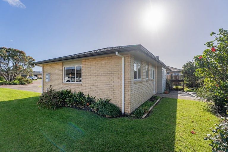Photo of property in 8 Seascape Avenue, Whitianga, 3510